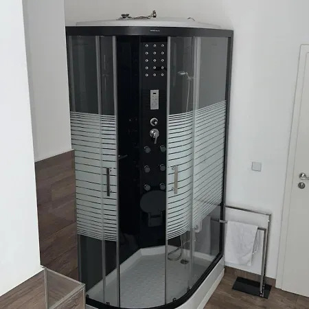 Guest house Halle Ost! Self-check-in